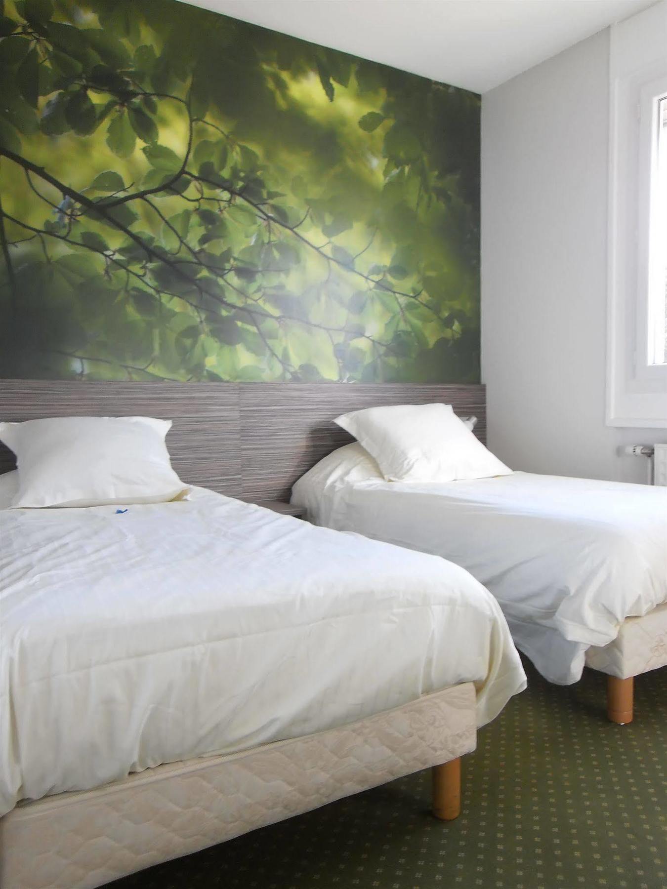 The Originals City, Hotel Dau Ly, Lyon Est Bron Exteriér fotografie